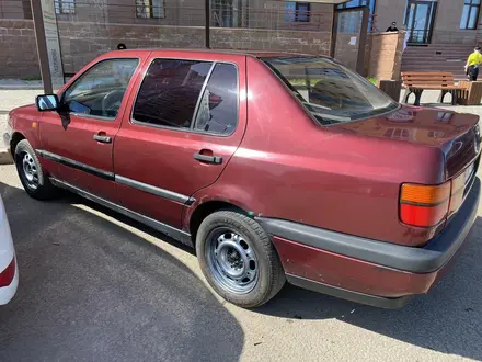 Volkswagen Vento 1993 года за 1 000 000 тг. в Астана – фото 6