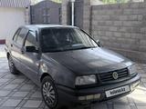 Volkswagen Vento 1998 года за 700 000 тг. в Шу