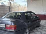 Volkswagen Vento 1998 года за 700 000 тг. в Шу – фото 2