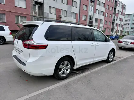 Toyota Sienna 2016 года за 17 000 000 тг. в Алматы