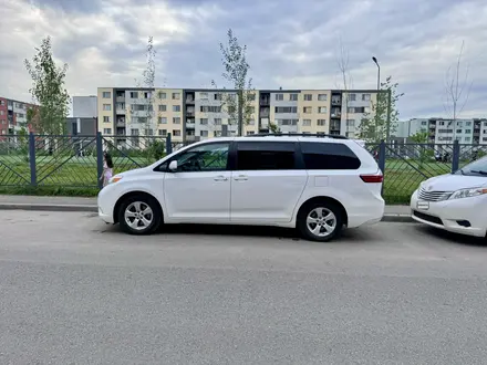 Toyota Sienna 2016 года за 17 000 000 тг. в Алматы – фото 8