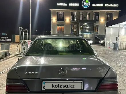 Mercedes-Benz E 230 1989 года за 1 100 000 тг. в Талдыкорган – фото 4