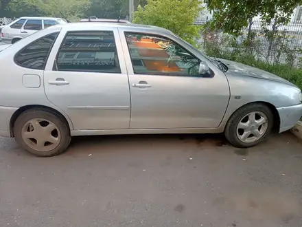 Volkswagen Polo 2001 года за 1 000 000 тг. в Рудный – фото 3