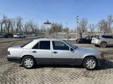 Mercedes-Benz E 200 1994 годаүшін1 250 000 тг. в Алматы – фото 3