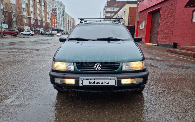 Volkswagen Passat 1996 года за 1 800 000 тг. в Астана