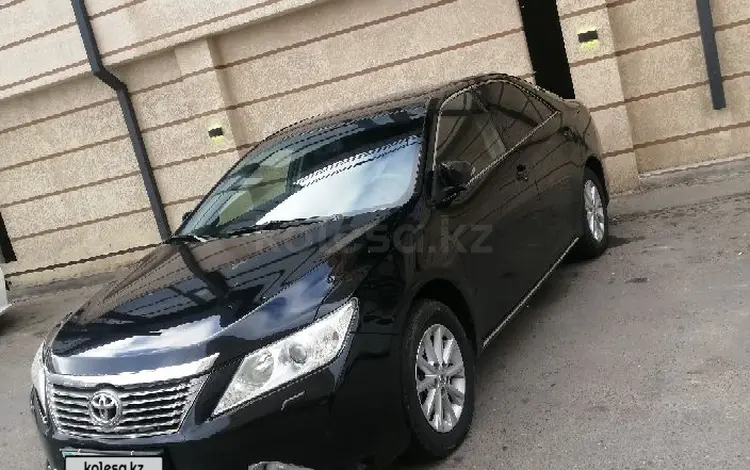 Toyota Camry 2013 года за 8 500 000 тг. в Жанаозен