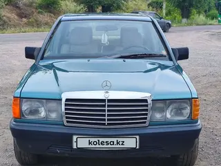 Mercedes-Benz 190