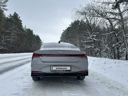 Hyundai Elantra 2022 года за 11 400 000 тг. в Петропавловск – фото 7