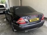 Mercedes-Benz C 200 2000 годаүшін1 700 000 тг. в Жанаозен – фото 4