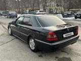Mercedes-Benz C 220 1997 года за 3 600 000 тг. в Алматы – фото 5