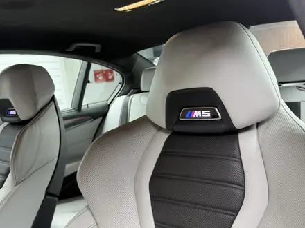 BMW M5 2018 года за 44 800 000 тг. в Алматы – фото 10