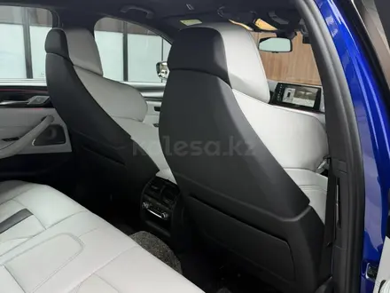 BMW M5 2018 года за 44 800 000 тг. в Алматы – фото 15