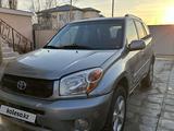 Toyota RAV4 2005 годаүшін3 800 000 тг. в Атырау – фото 2