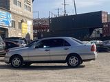 Mercedes-Benz C 180 1995 года за 1 950 000 тг. в Астана