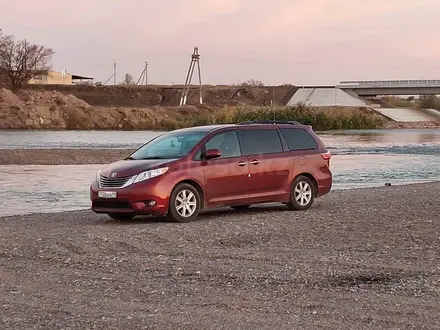 Toyota Sienna 2016 года за 15 200 000 тг. в Тараз – фото 8