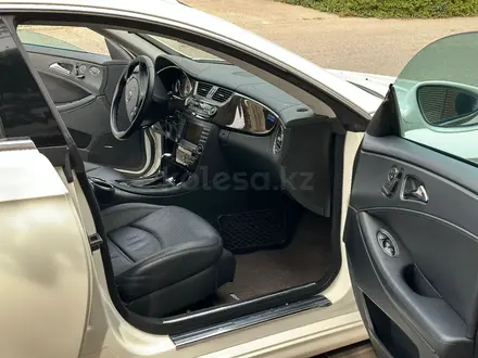 Mercedes-Benz CLS 55 AMG 2006 года за 15 000 000 тг. в Алматы – фото 10