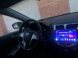 Hyundai Accent 2015 года за 5 000 000 тг. в Уральск – фото 3