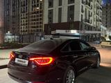 Hyundai Sonata 2015 года за 8 100 000 тг. в Шымкент – фото 4