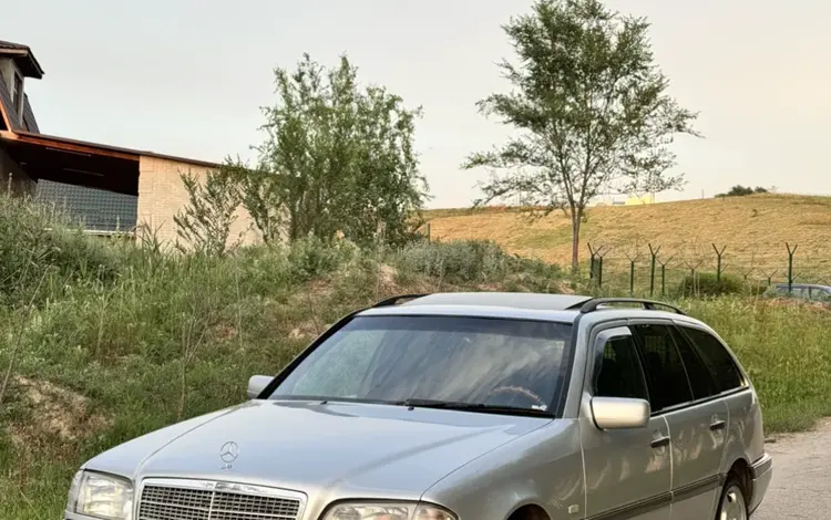 Mercedes-Benz C 200 1997 года за 2 500 000 тг. в Алматы