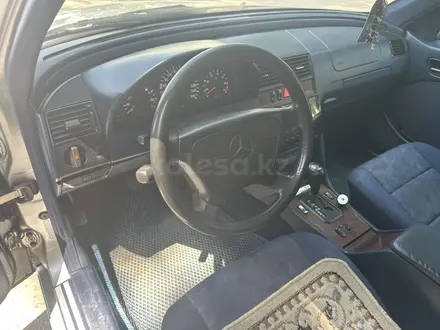 Mercedes-Benz C 240 1997 года за 2 500 000 тг. в Алматы – фото 7