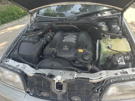 Mercedes-Benz C 240 1997 года за 2 500 000 тг. в Алматы – фото 5