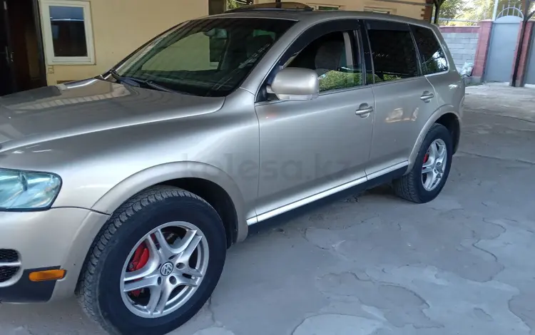 Volkswagen Touareg 2003 годаүшін3 500 000 тг. в Алматы