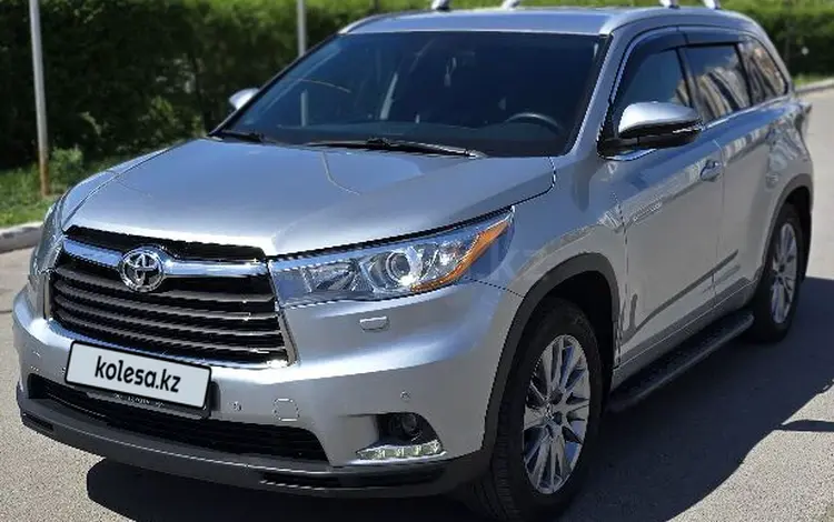 Toyota Highlander 2014 года за 17 300 000 тг. в Астана