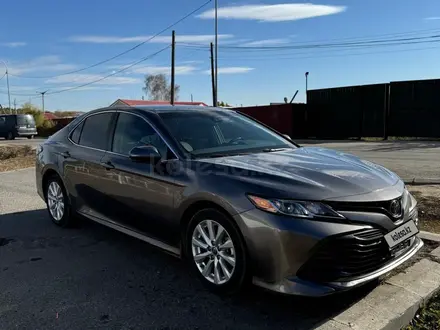 Toyota Camry 2018 года за 9 000 000 тг. в Павлодар – фото 3