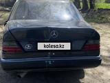 Mercedes-Benz E 260 1992 года за 1 500 000 тг. в Талдыкорган – фото 4