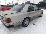 Mercedes-Benz E 230 1991 года за 950 000 тг. в Алматы – фото 4