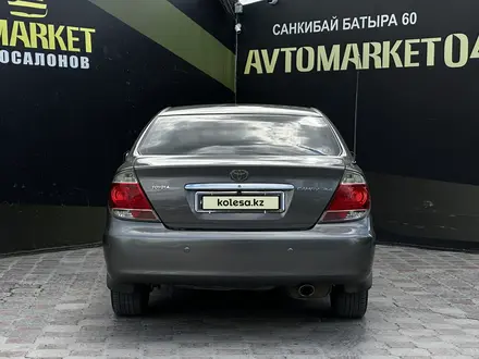 Toyota Camry 2005 года за 4 750 000 тг. в Актобе – фото 5