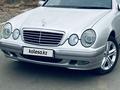 Mercedes-Benz E 320 2000 года за 4 905 000 тг. в Атырау – фото 2