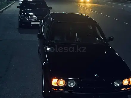 BMW 520 1995 года за 2 000 000 тг. в Талдыкорган – фото 2