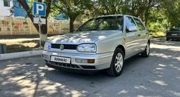 Volkswagen Golf 1996 годаүшін2 500 000 тг. в Тараз