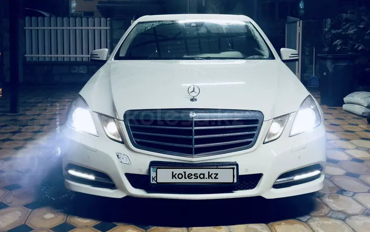 Mercedes-Benz E 350 2011 года за 10 000 000 тг. в Алматы