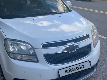 Chevrolet Orlando 2013 года за 5 900 000 тг. в Караганда – фото 2