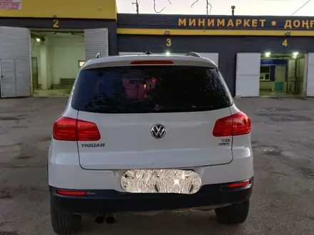 Volkswagen Tiguan 2015 года за 7 499 000 тг. в Актобе – фото 11