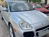 Porsche Cayenne 2004 годаүшін4 000 000 тг. в Астана