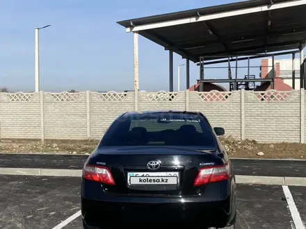 Toyota Camry 2006 года за 5 200 000 тг. в Тараз – фото 4