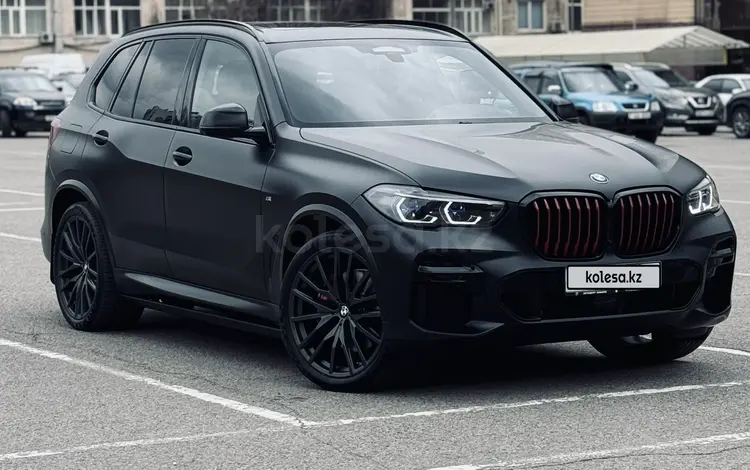 BMW X5 2022 года за 53 700 000 тг. в Алматы
