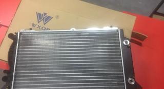 Радиатор охлаждения двигателя Audi 80 за 8 000 тг. в Алматы