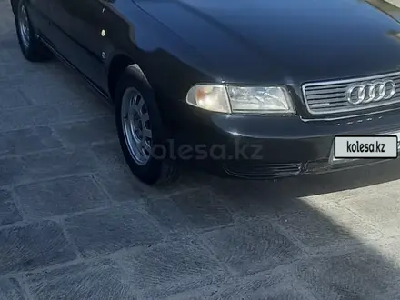 Audi A4 1996 года за 1 500 000 тг. в Жанаозен – фото 3