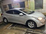 Hyundai Elantra 2013 года за 5 500 000 тг. в Астана – фото 2