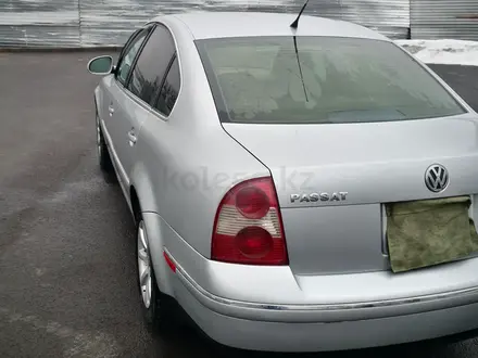 Volkswagen Passat 2003 года за 2 300 000 тг. в Алматы – фото 5