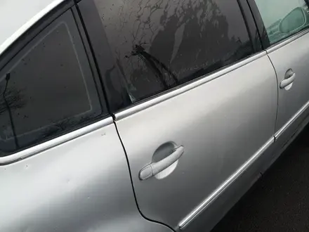 Volkswagen Passat 2003 года за 2 300 000 тг. в Алматы – фото 9