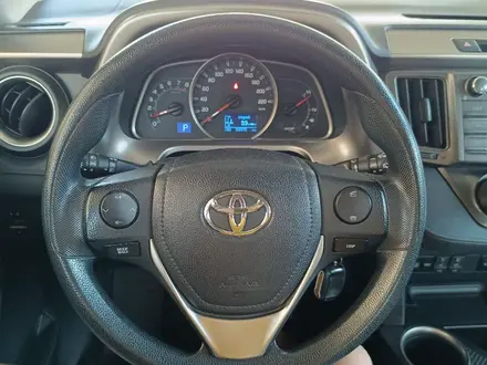 Toyota RAV4 2015 года за 10 600 000 тг. в Алматы – фото 9