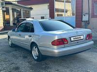 Mercedes-Benz E 280 1998 годаfor3 300 000 тг. в Алматы