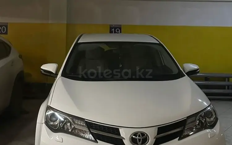 Toyota RAV4 2015 года за 10 500 000 тг. в Павлодар