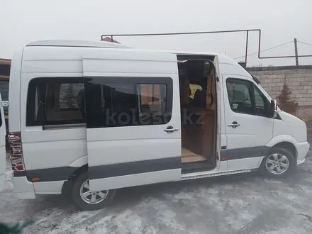 Volkswagen Crafter 2008 года за 15 800 000 тг. в Алматы – фото 5