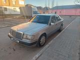 Mercedes-Benz E 260 1992 годаfor1 600 000 тг. в Кызылорда